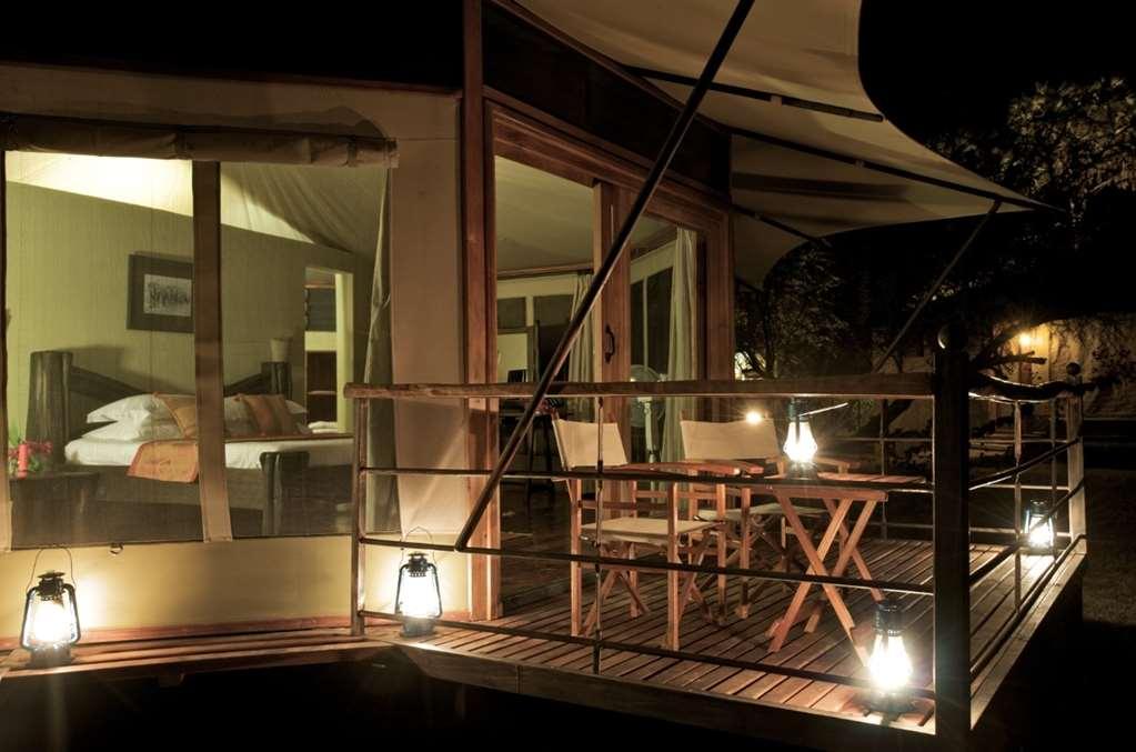 Ashnil Samburu Camp Ξενοδοχείο Δωμάτιο φωτογραφία